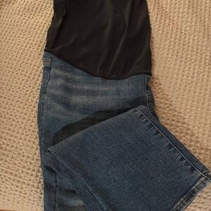 Madewell Maternity Over-the-Belly Kick Out Crop Jean